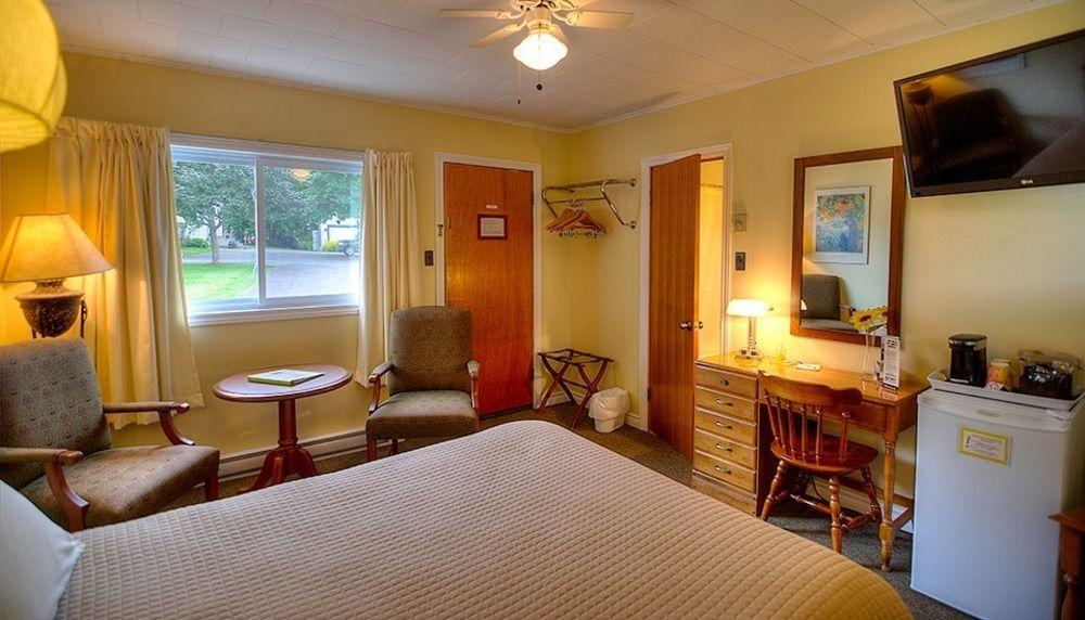 St. Andrews By The Sea Picket Fence Motel المظهر الخارجي الصورة