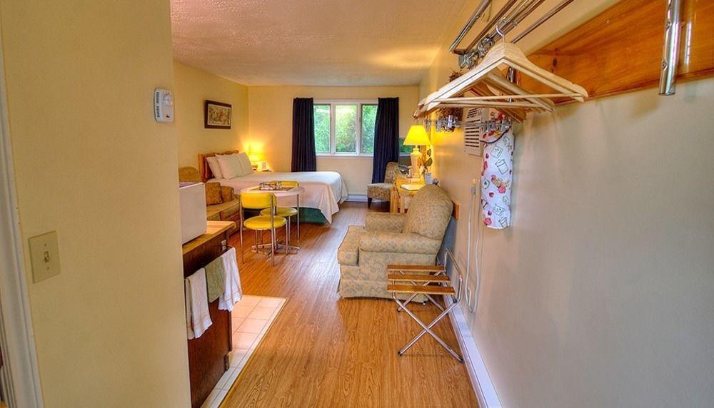 St. Andrews By The Sea Picket Fence Motel المظهر الخارجي الصورة